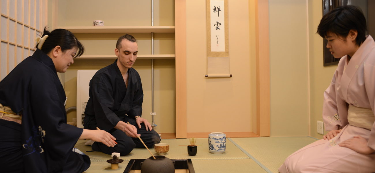 「茶道体験 蓮 Tea Ceremony Ren」