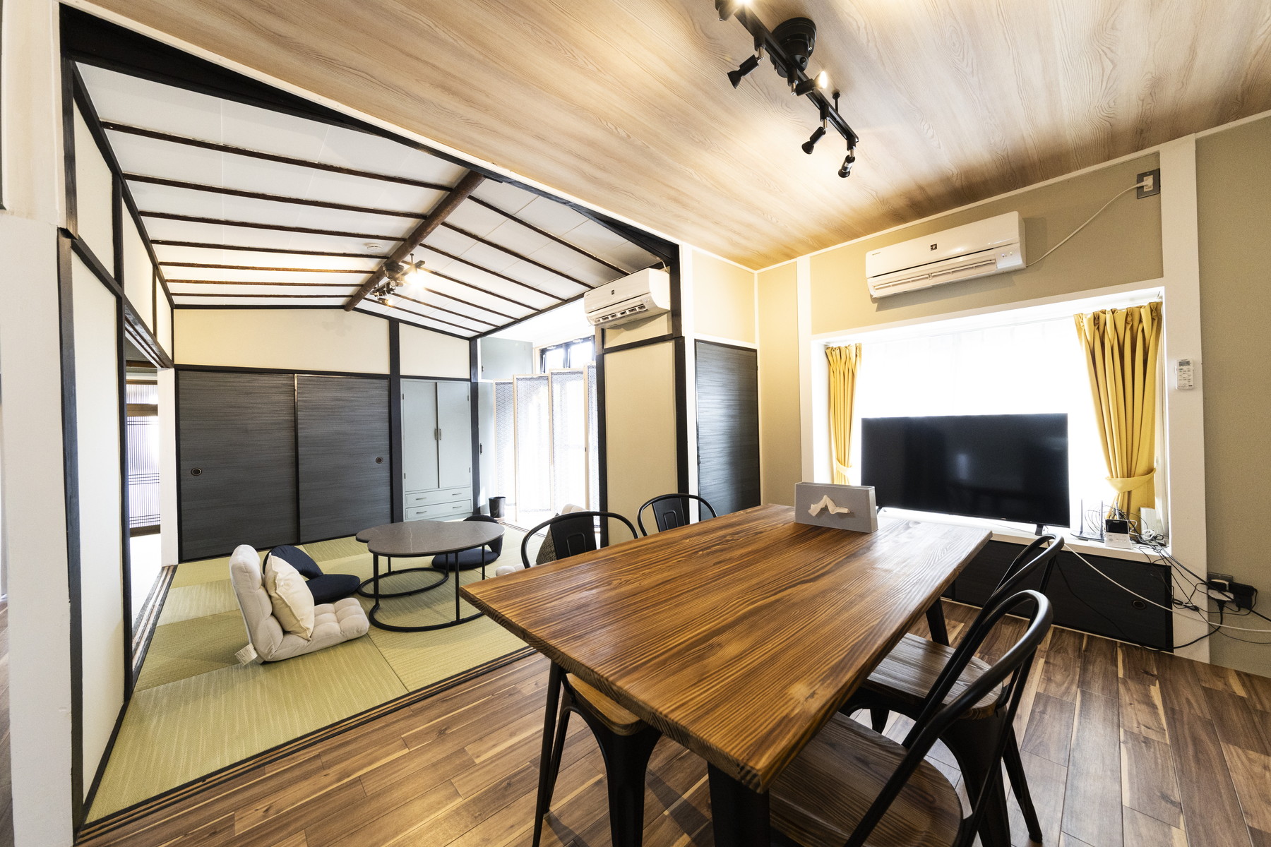 縁湯の宿ダイニング