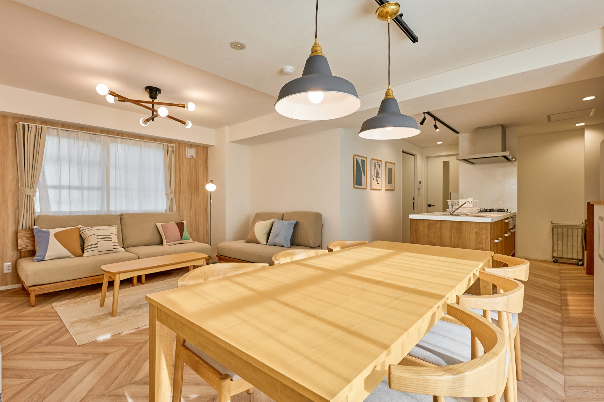 グランディール208リビングダイニング