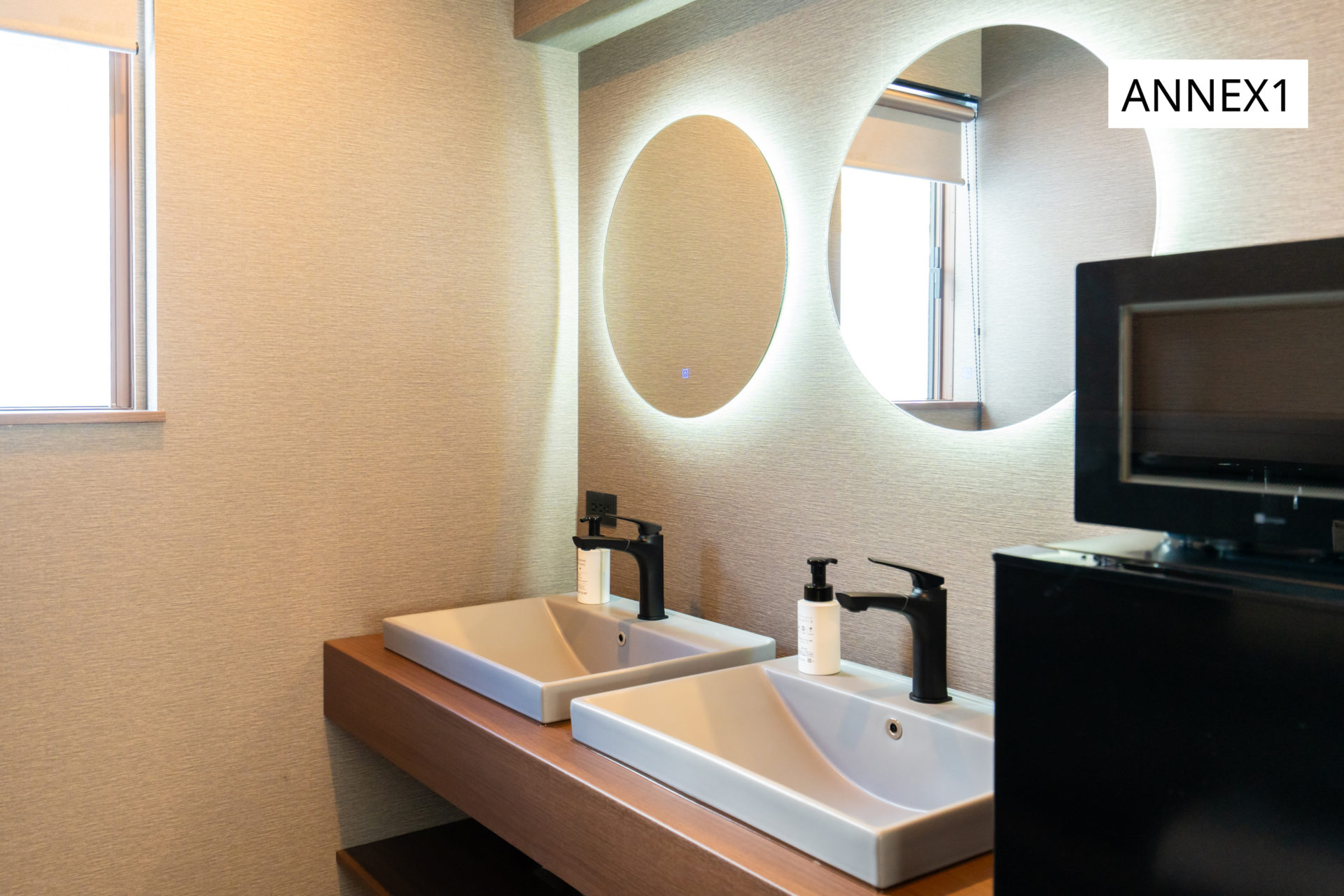 小樽市「SOUBOU OTARU」ANNEX1洗面